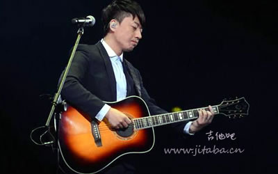 张磊 路远吉他谱