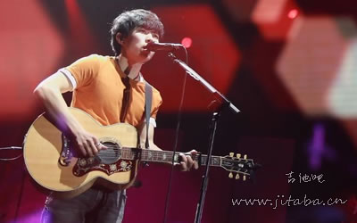 赵雷朵儿吉他谱 六线谱